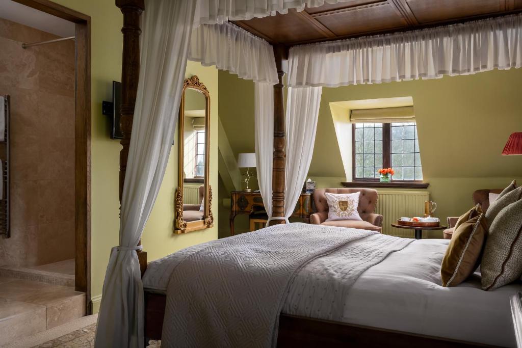 Abbots Grange Manor House - Standard King Room