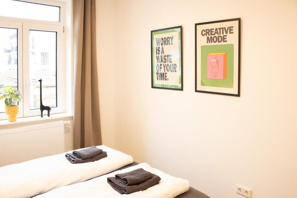 Postel nebo postele na pokoji v ubytování Urbanes Messe Apartment