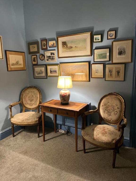 Queens Court Hotel - Resim 42