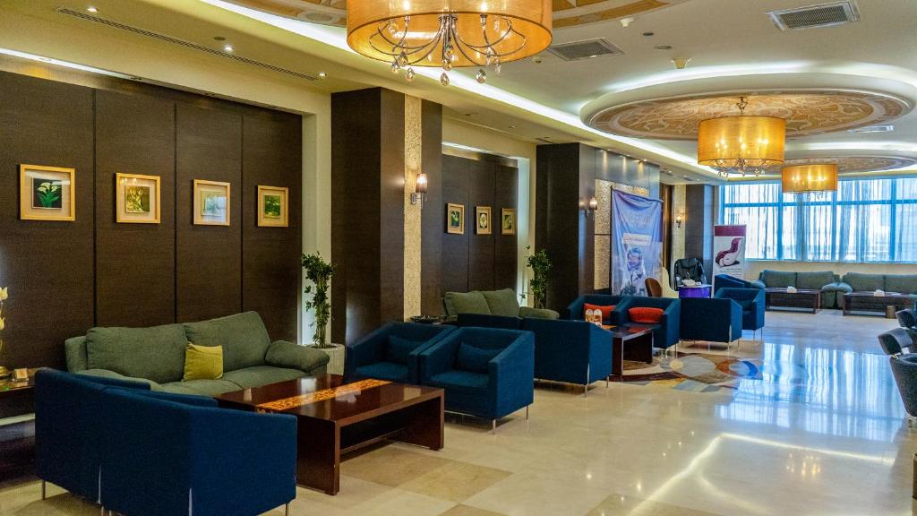 Posezení v ubytování فندق الصفوة البرج الثالث Al Safwah Hotel Third Tower 3