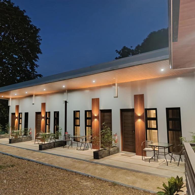 山林小屋所在的建築