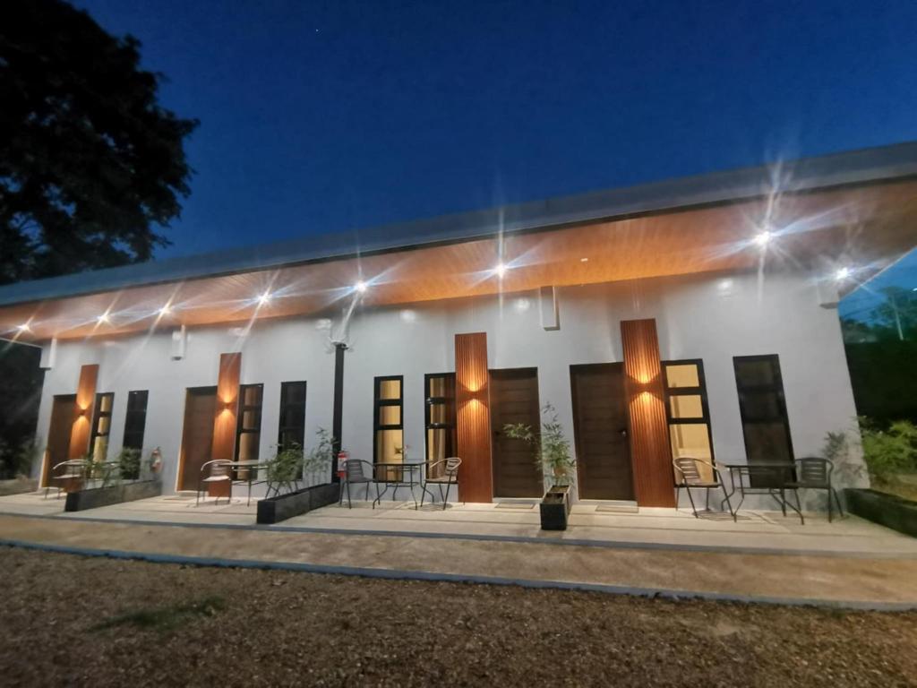 山林小屋所在的建築