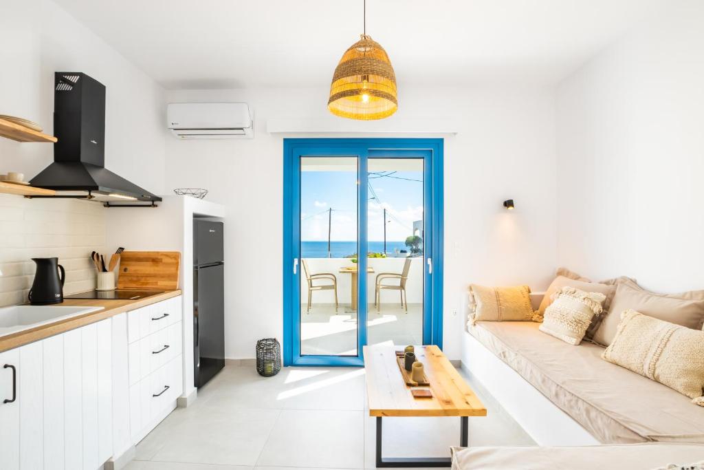 Kuchyň nebo kuchyňský kout v ubytování Sea view deluxe studios