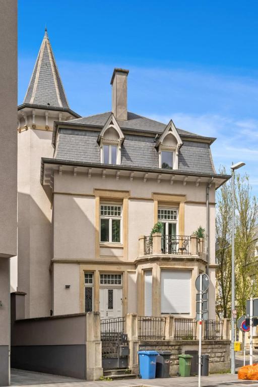 Spacious & Tranquil Rooms in Limpertsberg - Resim 10