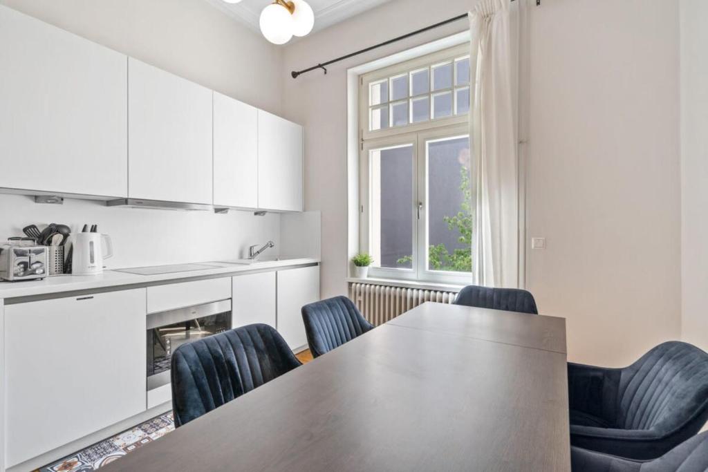 Spacious & Tranquil Rooms in Limpertsberg - Resim 18