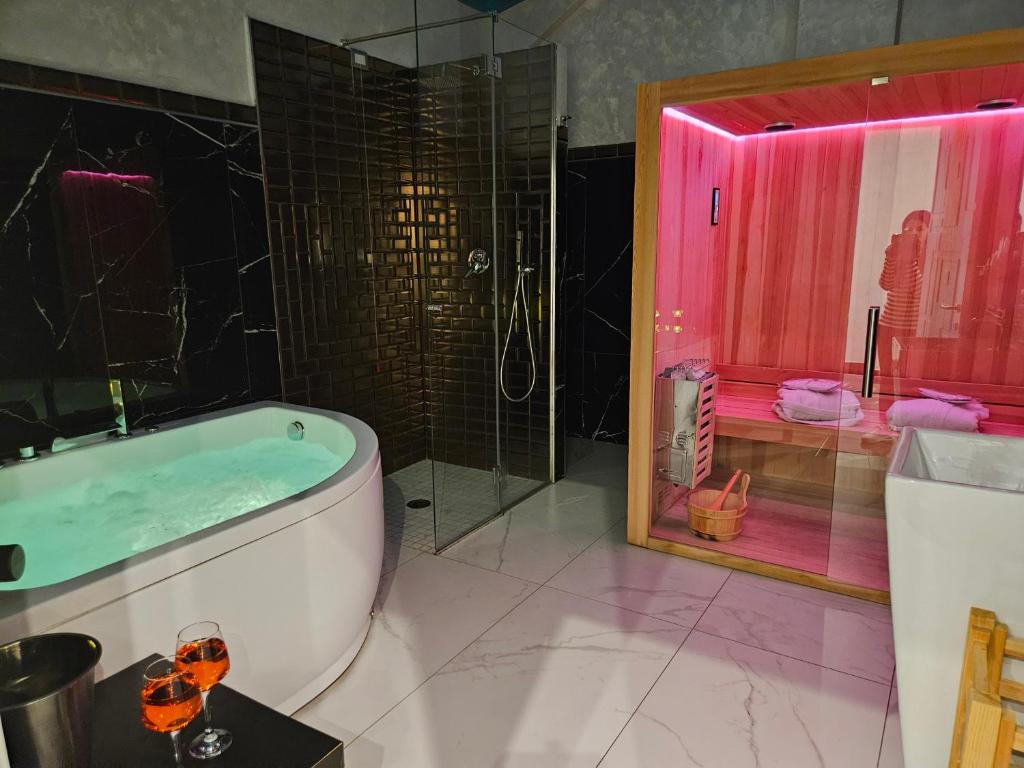 Kúpeľňa v ubytovaní Setteabbracci Suite & Apartments
