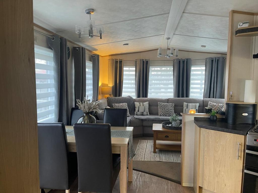 Et opholdsområde på 5 the green,lilliardsedge holiday park