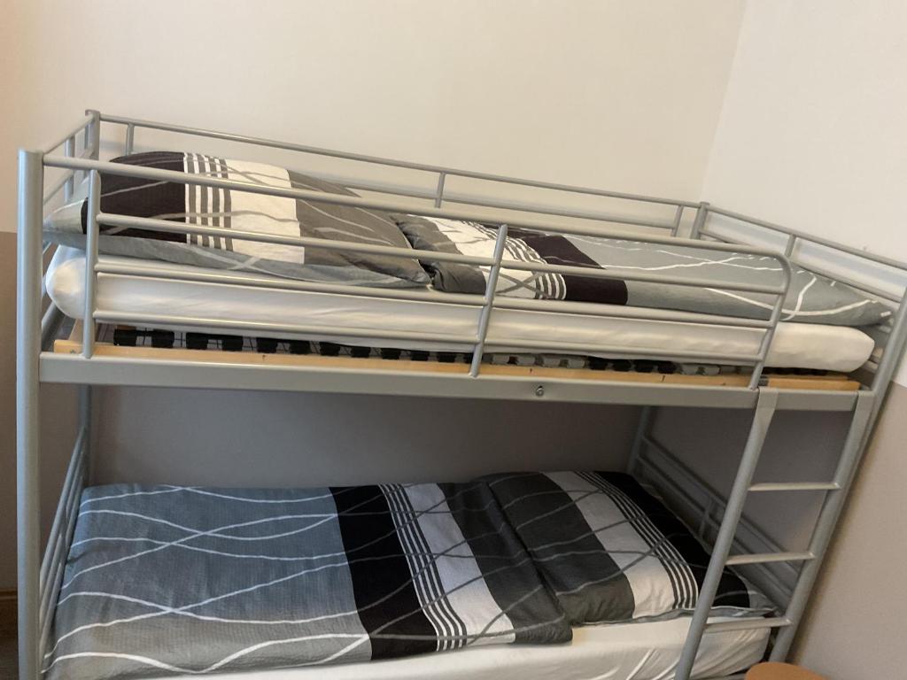 Pension&Hostel Anna - Monteurzimmer - Quarto Twin Económico