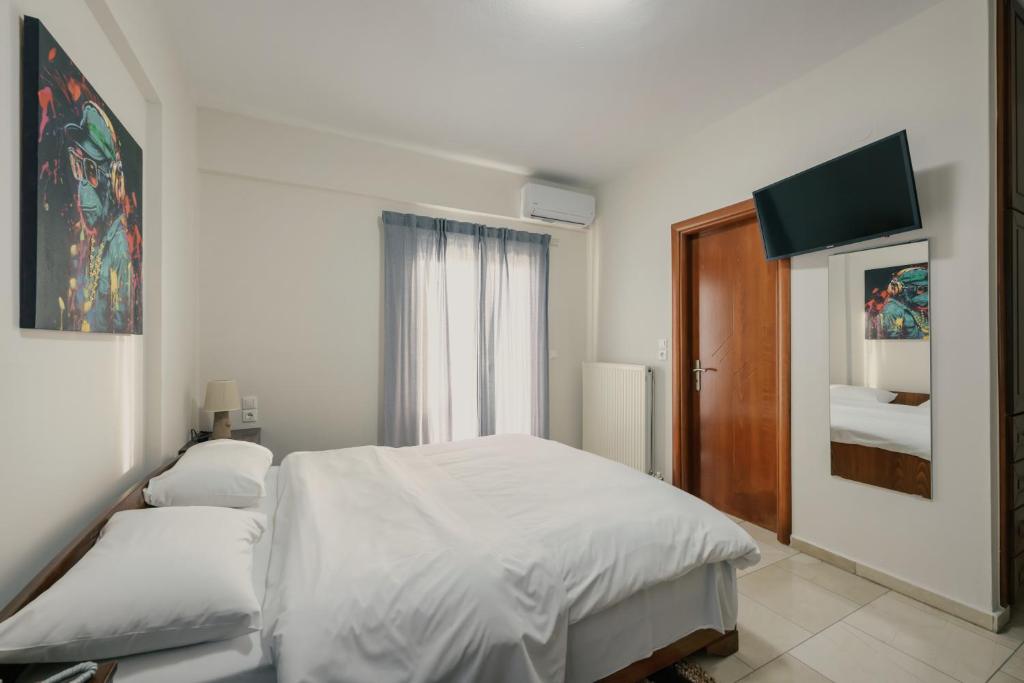 O Fotis Studios & Apartments - 6