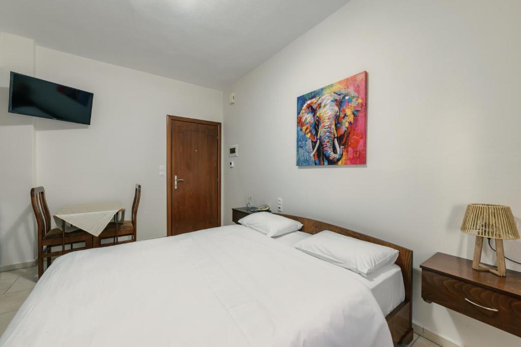 O Fotis Studios & Apartments - 9