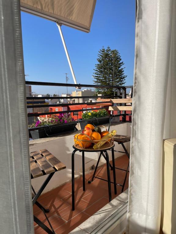 En balkon eller terrasse på Valencia Apartamento Sol de Naranja