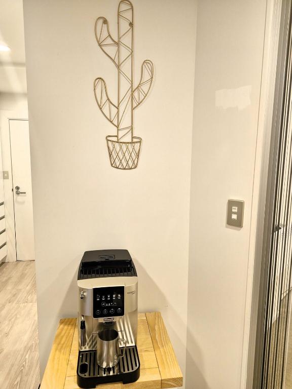 Cosmo Quarters - City Apartment with Pool & Spa - Resim 14