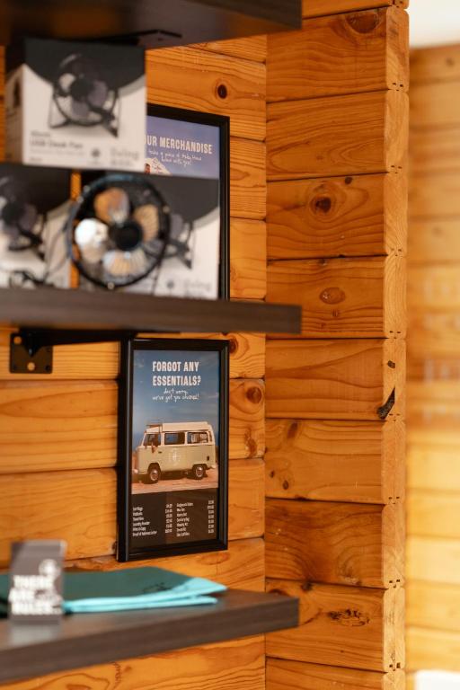 TV a/nebo společenská místnost v ubytování Haka House Aoraki Mt Cook