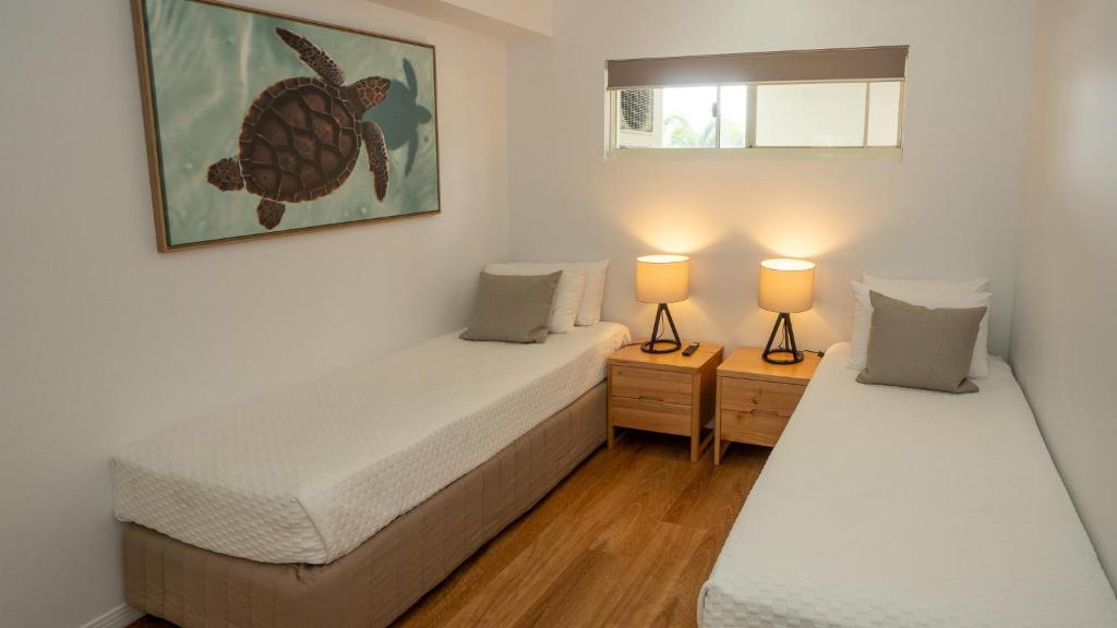 Waters Edge Apartment Cairns photo