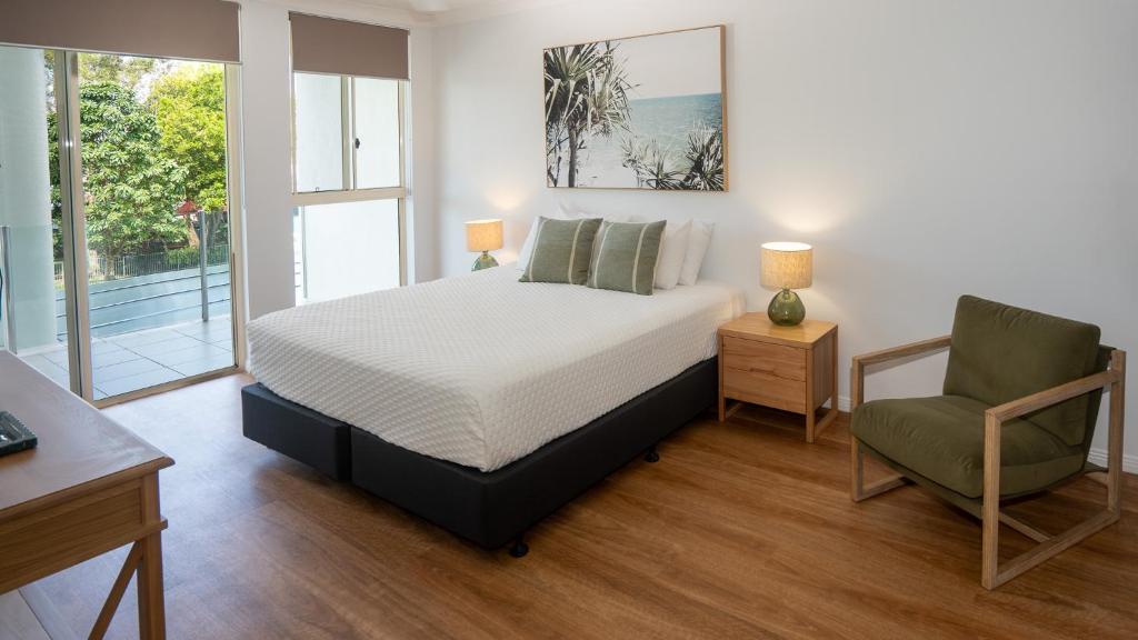 Waters Edge Apartment Cairns photo