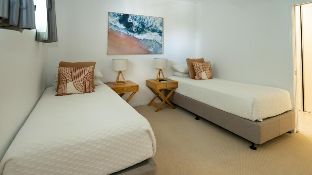 Waters Edge Apartment Cairns photo