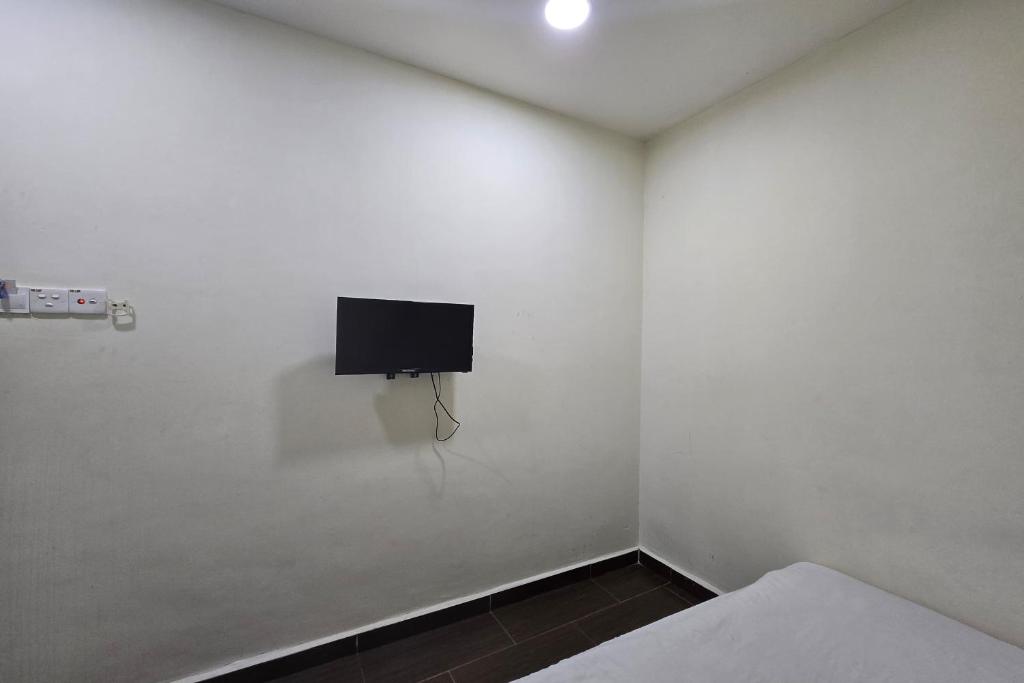 TV a/nebo společenská místnost v ubytování Fast Hotel Sri Gombak