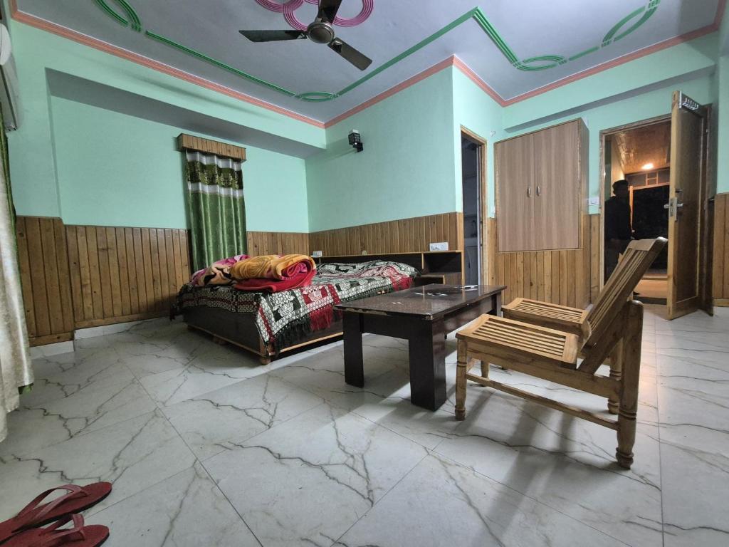 Posezení v ubytování MEHTA Guest House