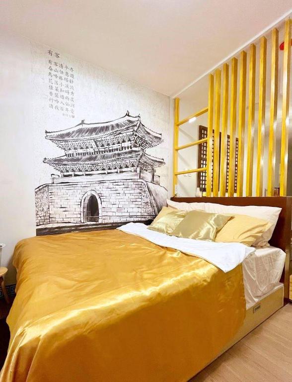 Postel nebo postele na pokoji v ubytování Kim's Hanok Korean Suite