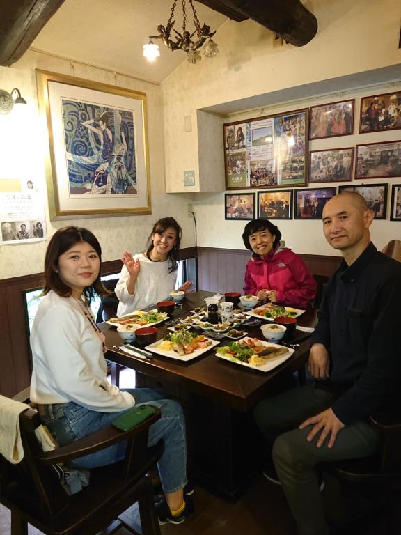 Hosté ubytování LiveCafe & Hotelひすいの海