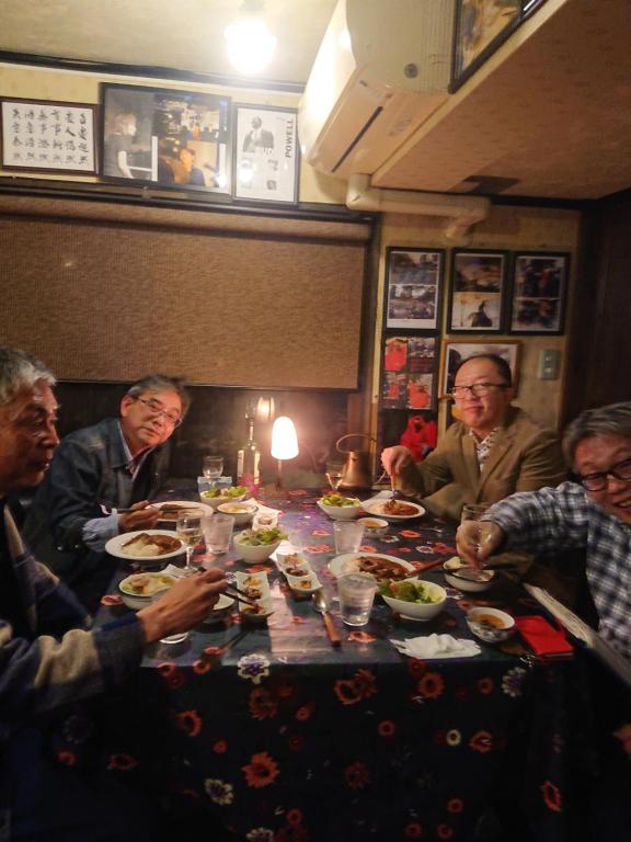 Hosté ubytování LiveCafe & Hotelひすいの海