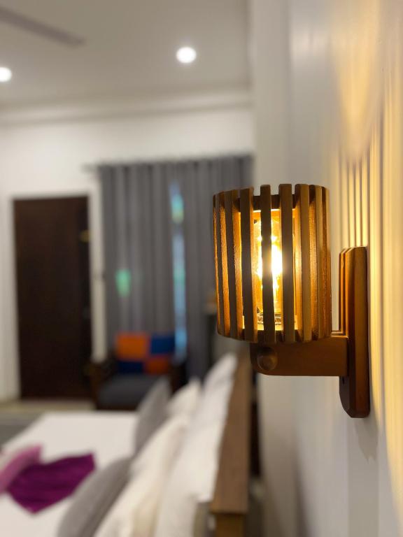 Postel nebo postele na pokoji v ubytování LaRoy FutureStay - Smart Hotel Mirissa