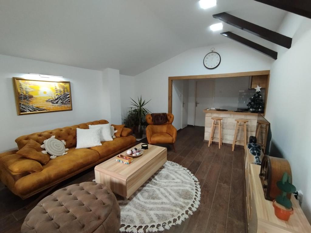 Posezení v ubytování Kosmaj Apartmani Košutica - Marija i Ksenija