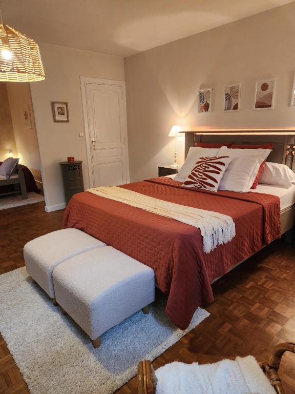 Postel nebo postele na pokoji v ubytování Chambres d'hotes Le Bernes