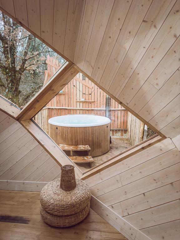 Fotografie z fotogalerie ubytování Nid'en'Ô cabanes et spa Lot et Dordogne v destinaci Lamothe-Fénelon
