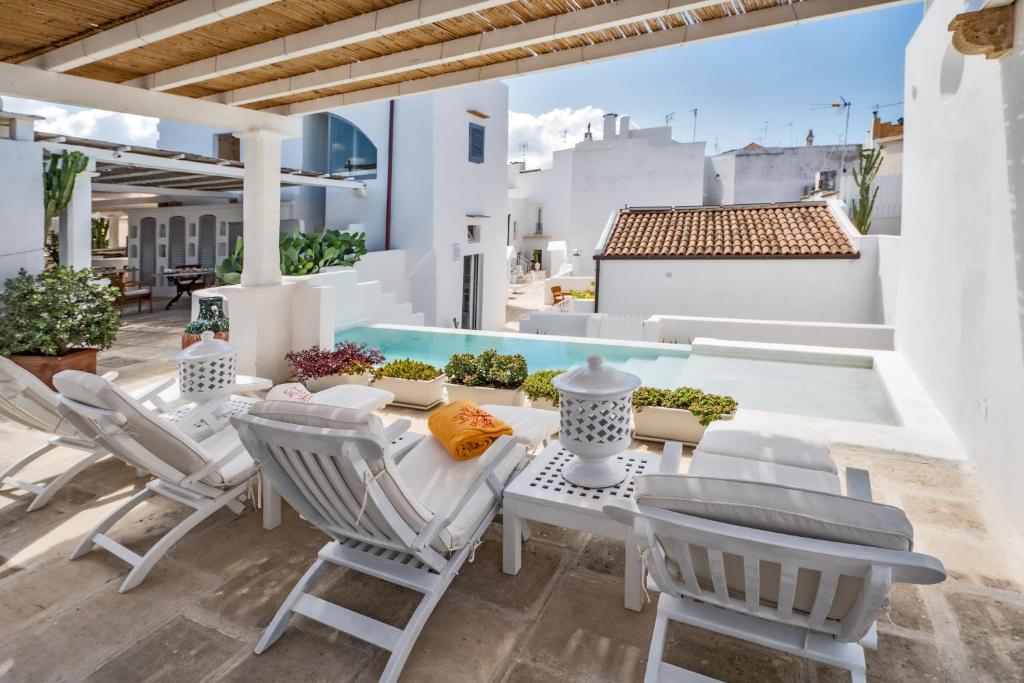 Piscina a Relais Corte Palmieri & Il Chiostro - Residenza d'epoca o a prop