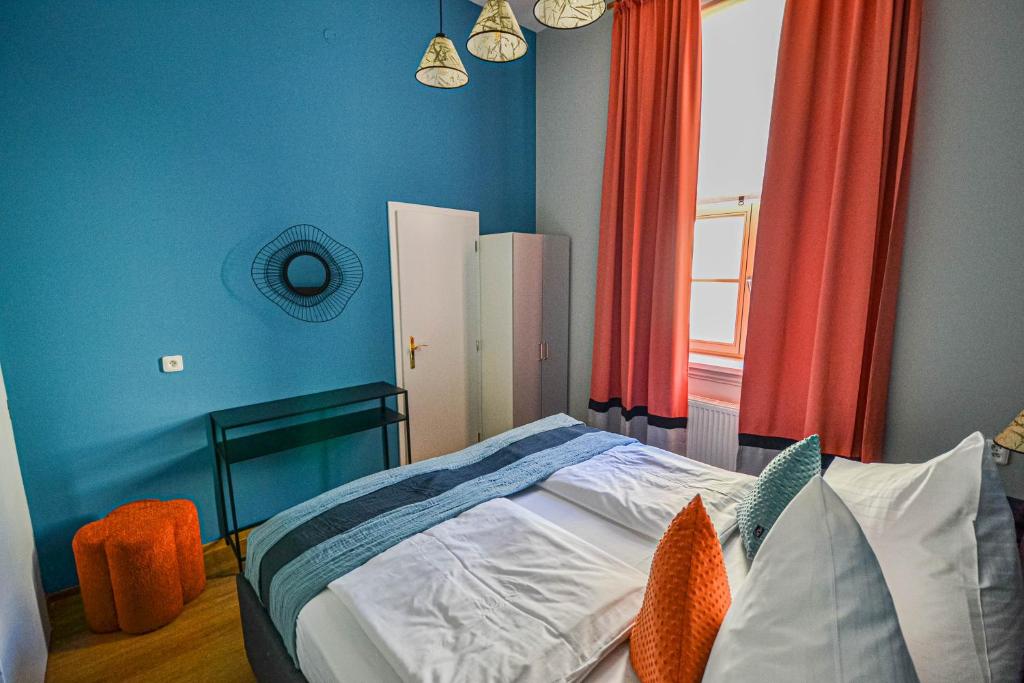 Postel nebo postele na pokoji v ubytování Celebration Flat by Ruterra