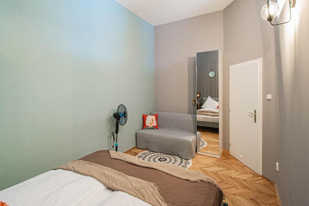 Postel nebo postele na pokoji v ubytování Celebration Flat by Ruterra