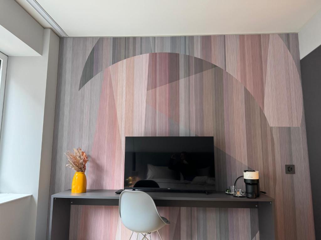 City Pop 2Night Zürich City - Self check-in - Resim 17