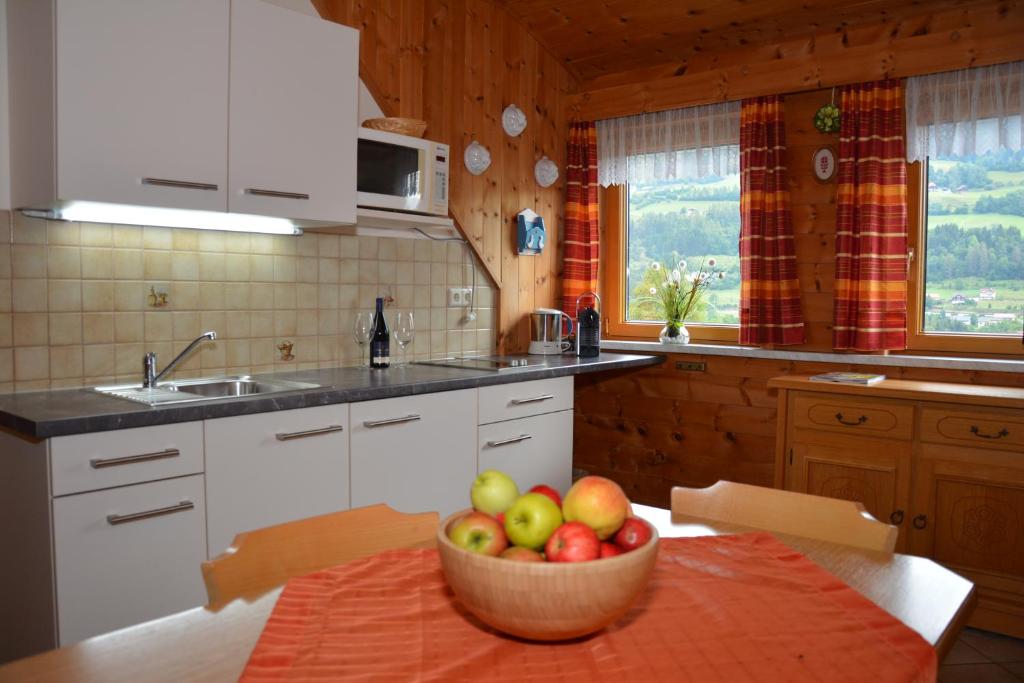 Kuchyň nebo kuchyňský kout v ubytování Pension Kreischberg Mayer