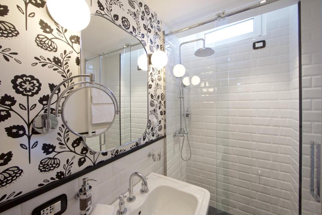 Duca D'Aosta Hotel - 5