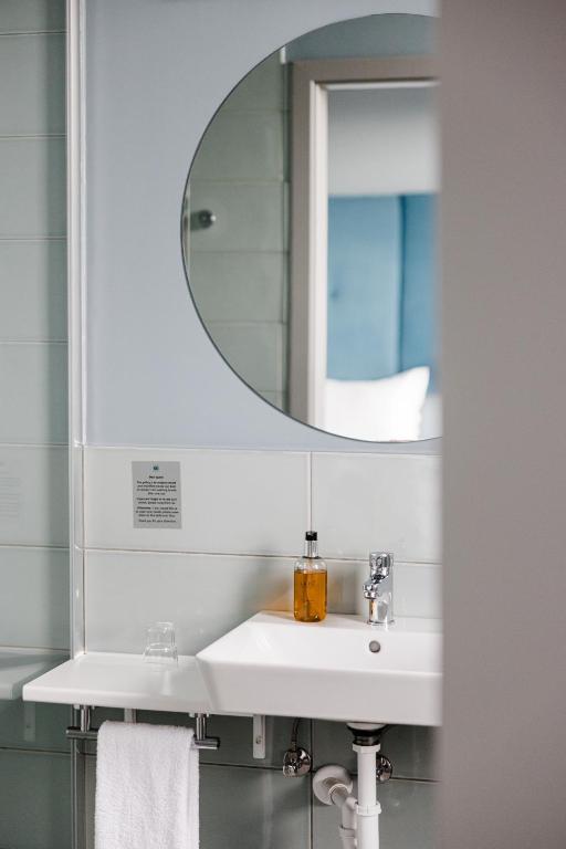 ODDSSON Midtown Hotel - Resim 3