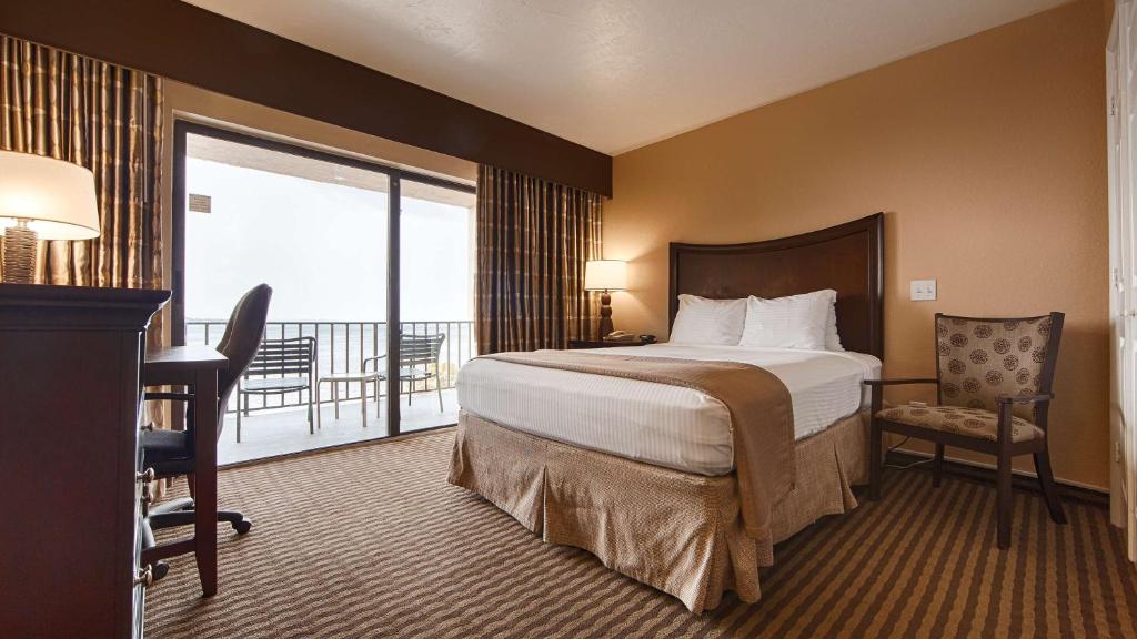 Best Western Fort Myers Waterfront - Housity