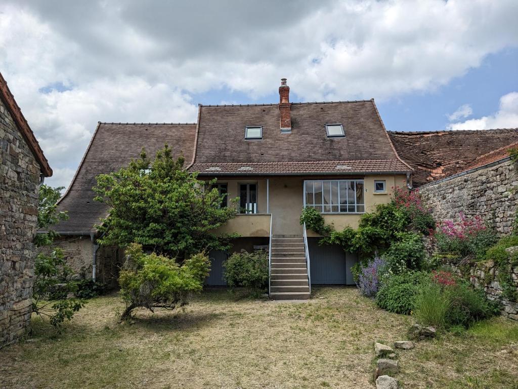 Fotografie z fotogalerie ubytování Maison des Vignes - Maison familiale atypique au calme d'un petit village v destinaci Saint-Maurice-des-Champs