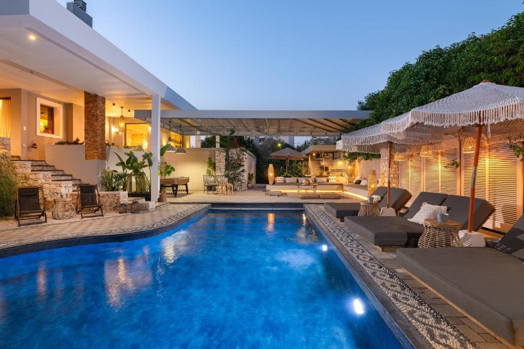 Swimmingpoolen hos eller tæt på Vento Imperiale Estate