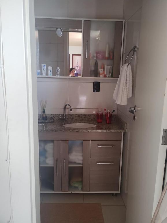 Koupelna v ubytování Quarto privado com suite