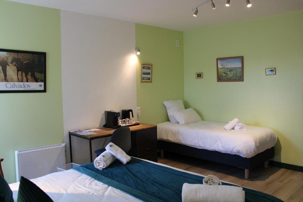Domaine Des Piéris - Chambres d'Hôtes - Comfort Triple Room