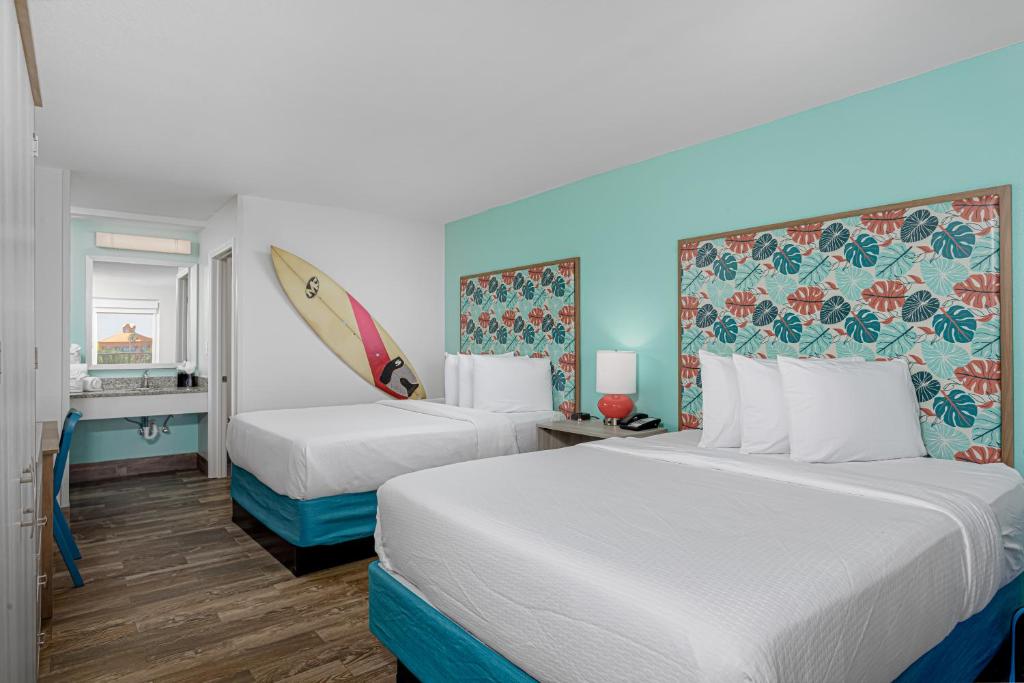 Surf & Sand Hotel - 