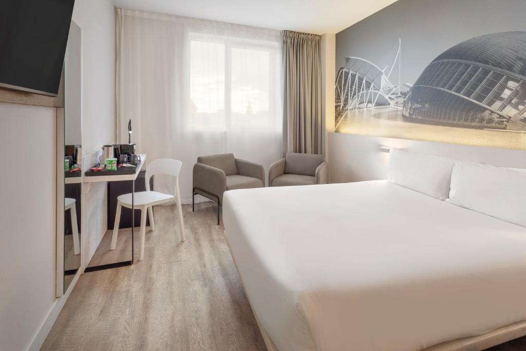 B&B HOTEL Valencia Ciudad de las Ciencias - Resim 19