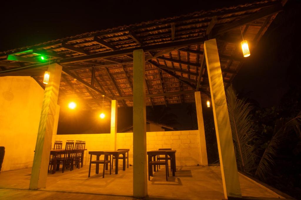Fotografie z fotogalerie ubytování Luminozo Beach Hotel v destinaci Weligama