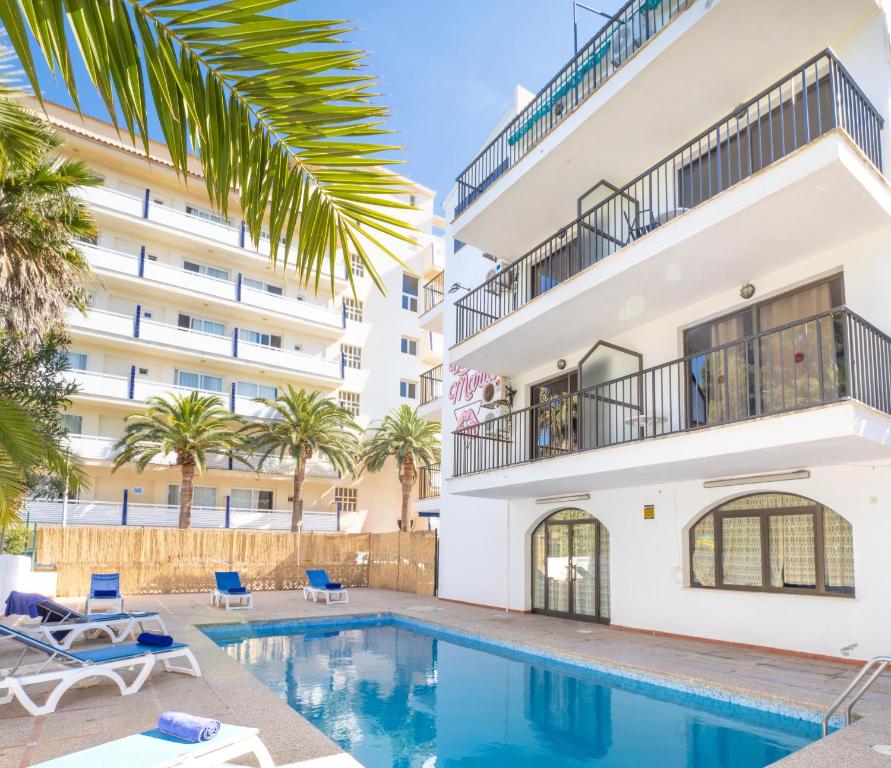 Πισίνα στο ή κοντά στο Apartamentos BELLA MARÍA