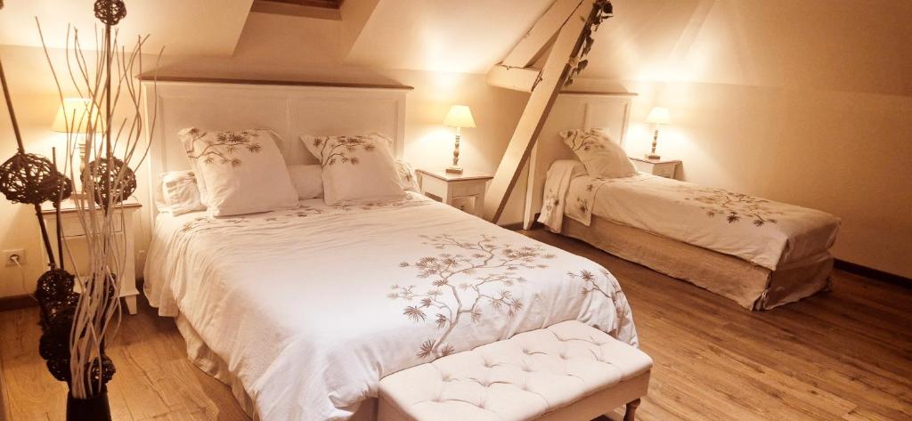 Un Parfum de Campagne - Habitación Triple Con Baño Privado
