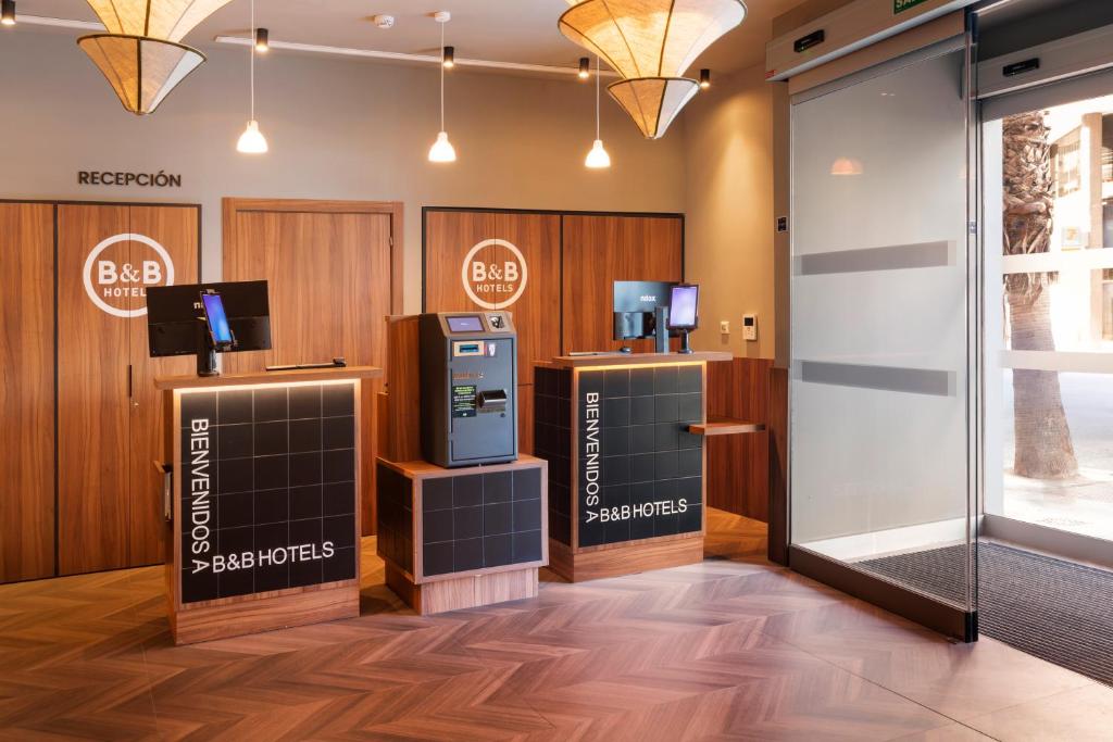 B&B HOTEL Alicante Centro - Resim 24