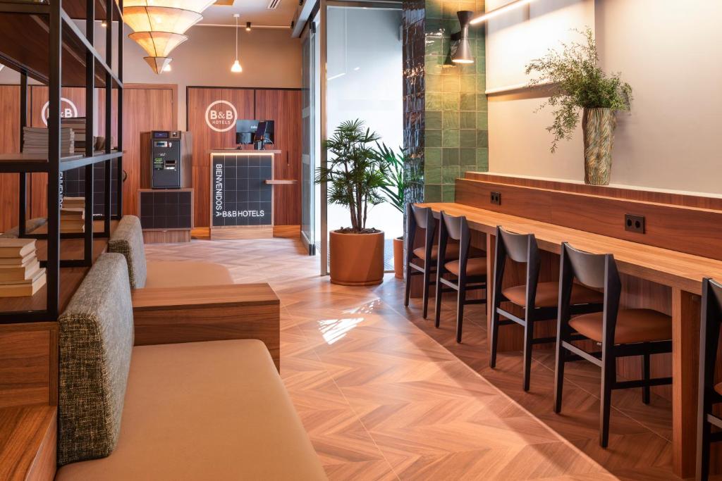 B&B HOTEL Alicante Centro - Resim 28