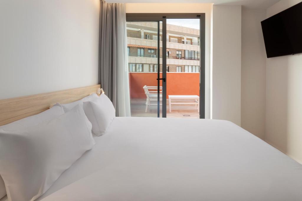 B&B HOTEL Alicante Centro - Resim 7