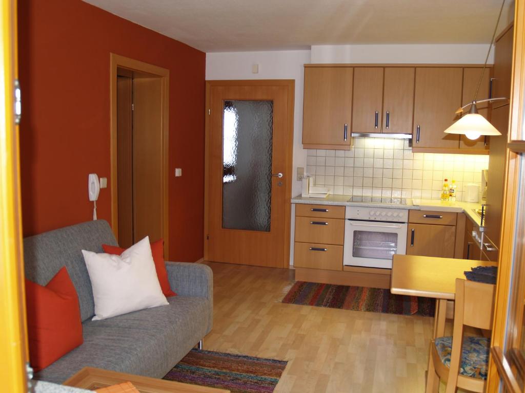 Kuchyň nebo kuchyňský kout v ubytování Ranner's Ferienwohnung
